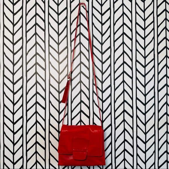 Kenneth Cole Red Genuine Leather Crossbody Saddle Bag - Picture 4 of 16